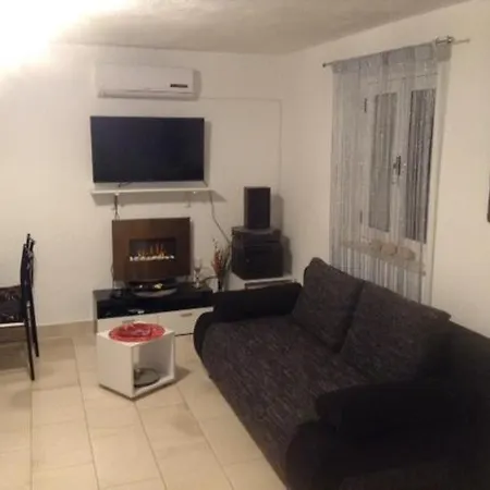 Villa Tamara,3 Heated Pools, Entire For Sole Use