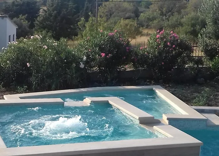 Tamara,3 Heated Pools, Entire For Sole Use
